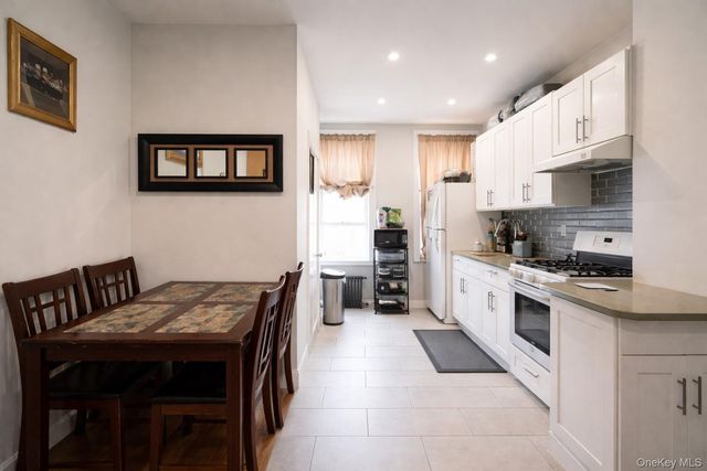 7037 72nd Place, Glendale, NY 11385