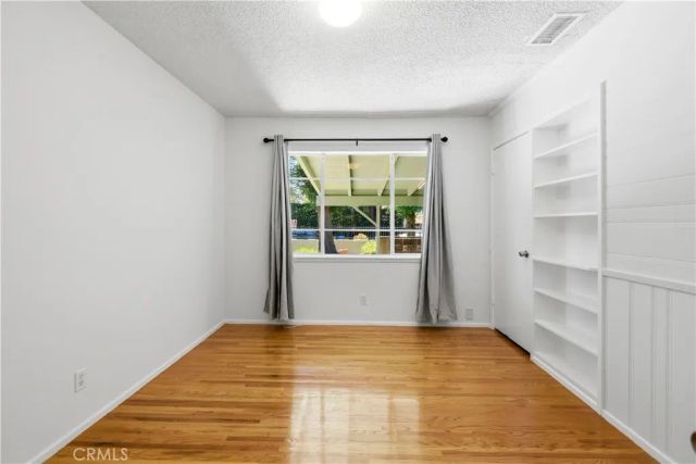 4450 Matilija Avenue, Sherman Oaks, CA 91423