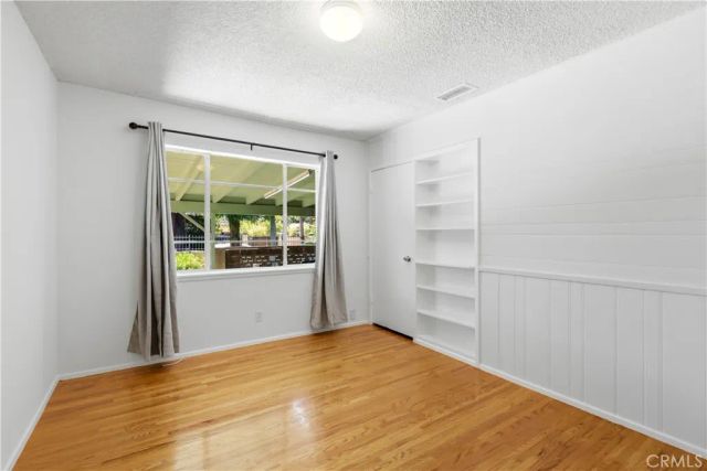 4450 Matilija Avenue, Sherman Oaks, CA 91423