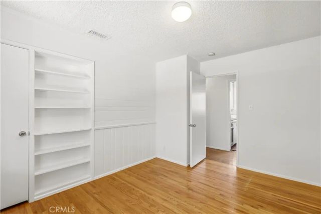 4450 Matilija Avenue, Sherman Oaks, CA 91423