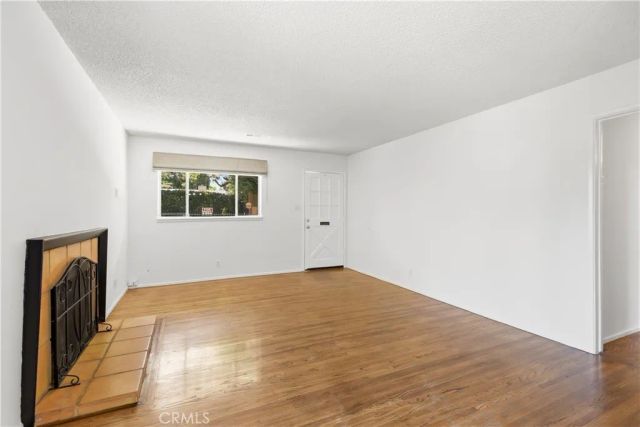 4450 Matilija Avenue, Sherman Oaks, CA 91423