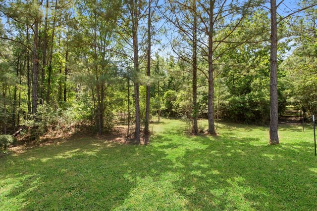 2814 Fm 356, Trinity, TX 75862