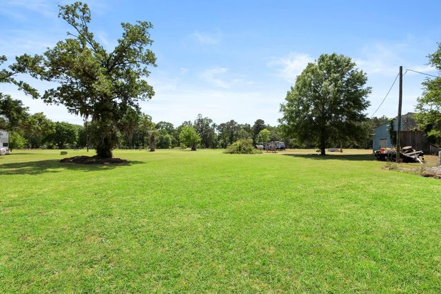 2814 Fm 356, Trinity, TX 75862