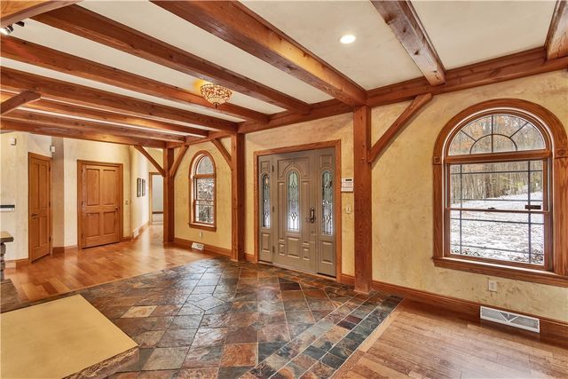 219 Reed Rd, North Beaver Twp, PA 16102