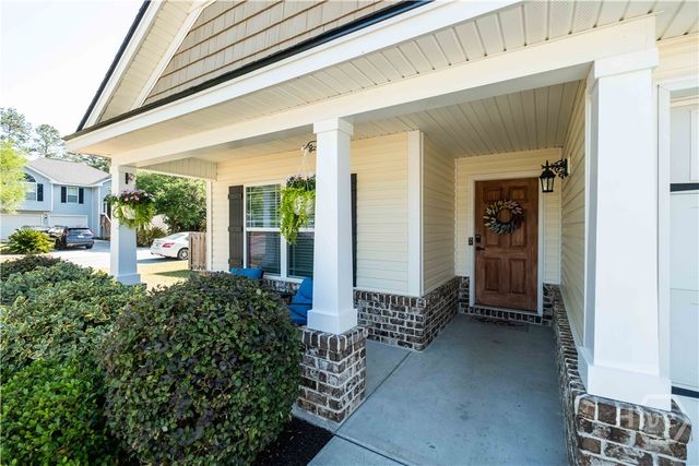 17 Raintree Way, Port Wentworth, GA 31407