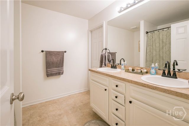 17 Raintree Way, Port Wentworth, GA 31407