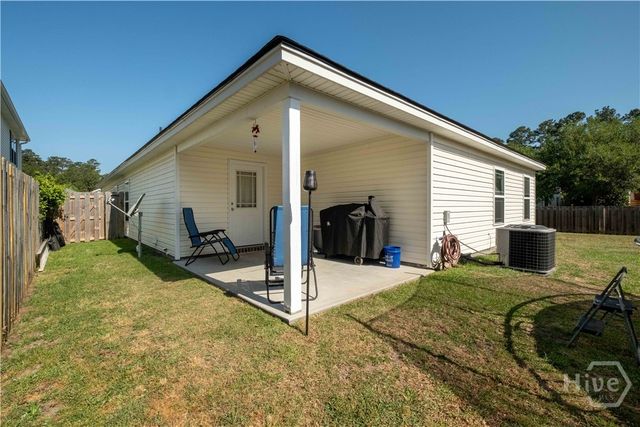 17 Raintree Way, Port Wentworth, GA 31407