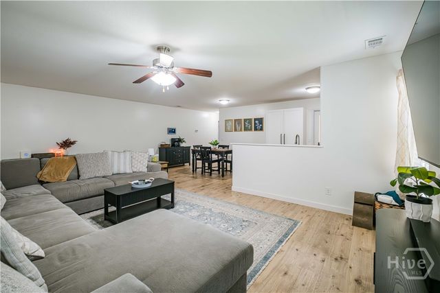 17 Raintree Way, Port Wentworth, GA 31407