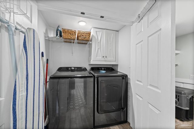 900 Largo Dr, Pensacola Beach, FL 32561