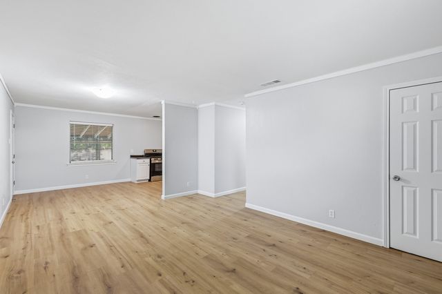 5345 Hensley Drive, Fort Worth, TX 76134