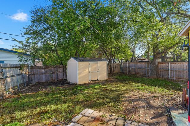5345 Hensley Drive, Fort Worth, TX 76134