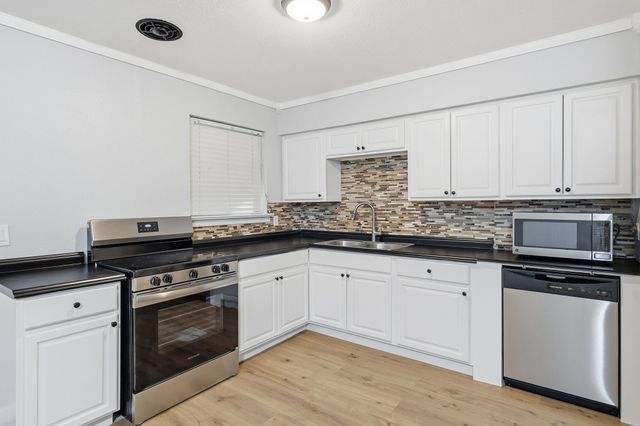 5345 Hensley Drive, Fort Worth, TX 76134