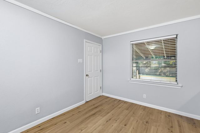 5345 Hensley Drive, Fort Worth, TX 76134