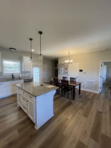 57 Cheney, Lafayette, TN 37083