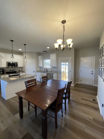 57 Cheney, Lafayette, TN 37083