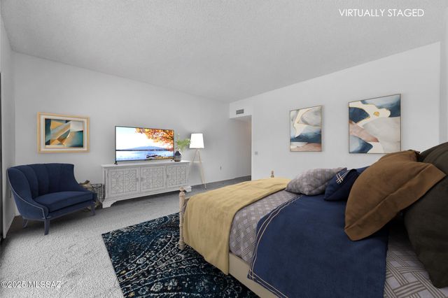 937 W Desert Hills Drive, Green Valley, AZ 85622