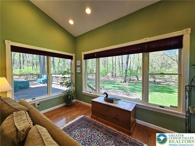 3122 Dogwood Lane, Salisbury Twp, PA 18103