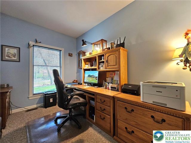 3122 Dogwood Lane, Salisbury Twp, PA 18103