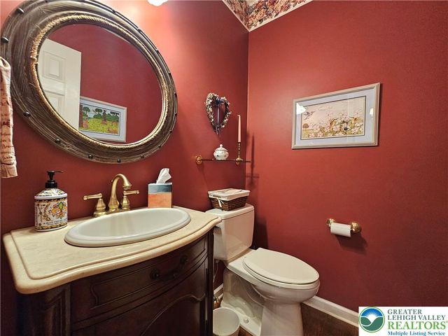 3122 Dogwood Lane, Salisbury Twp, PA 18103