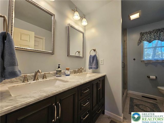 3122 Dogwood Lane, Salisbury Twp, PA 18103