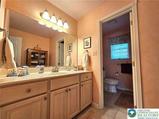3122 Dogwood Lane, Salisbury Twp, PA 18103