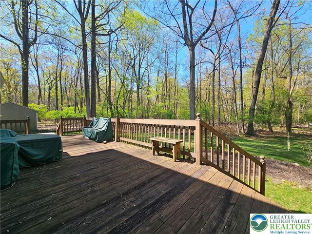 3122 Dogwood Lane, Salisbury Twp, PA 18103