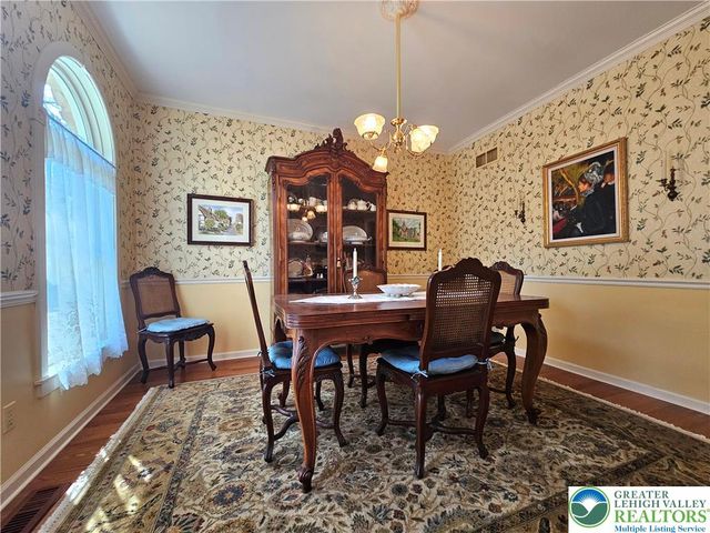 3122 Dogwood Lane, Salisbury Twp, PA 18103