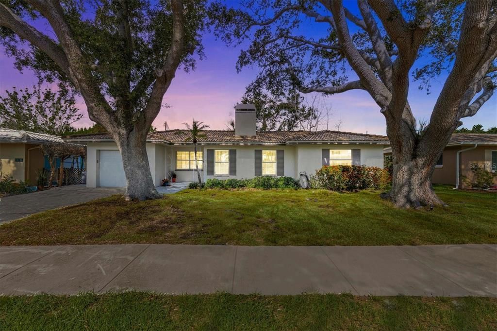 824 NARCISSUS AVENUE, Clearwater Beach, FL 33767