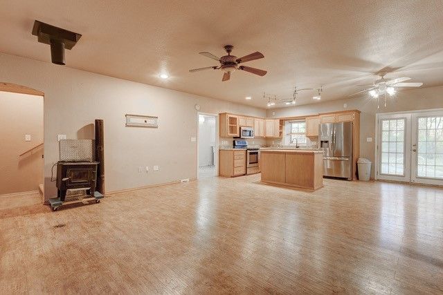 1761 County Road 2320, Terrell, TX 75160