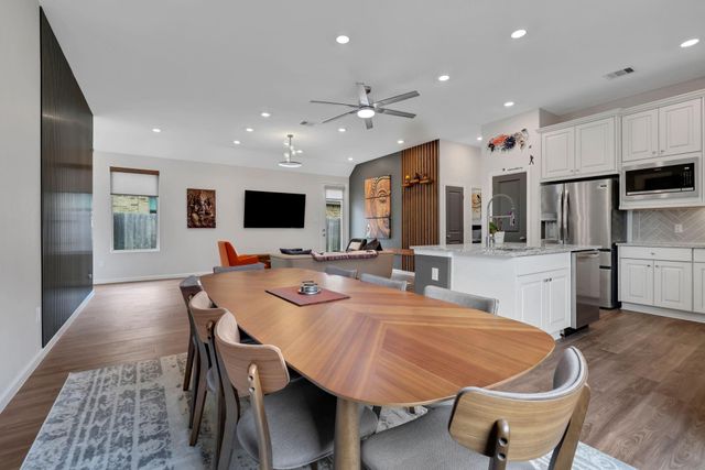 4933 Chester Lake Lane, Porter, TX 77365