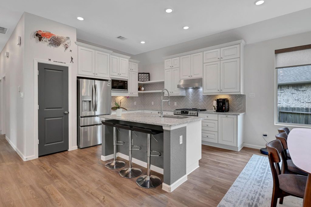 4933 Chester Lake Lane, Porter, TX 77365