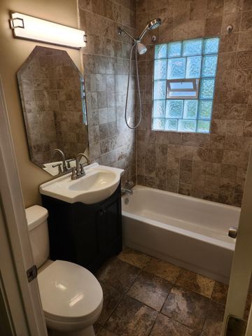 1109 W 62nd Place, Merrillville, IN 46410