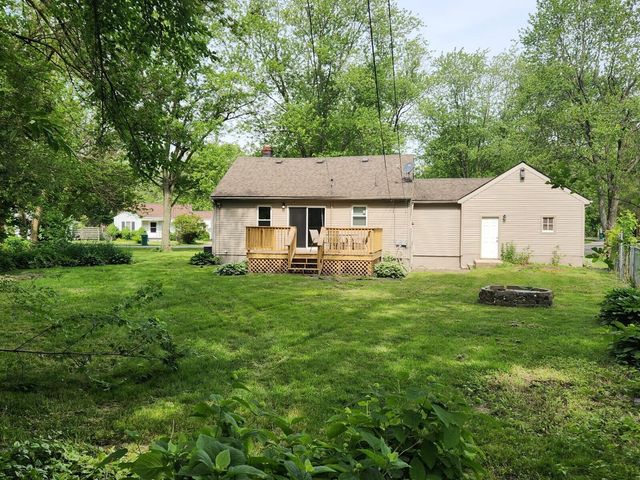 1109 W 62nd Place, Merrillville, IN 46410