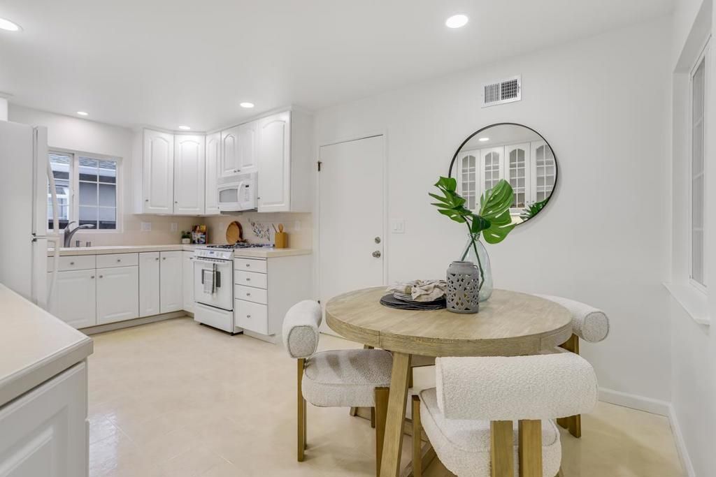 Image 12 of property listing at 3471 San Marcos Way, Santa Clara, CA 95051