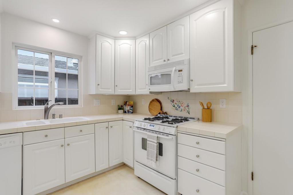 Image 15 of property listing at 3471 San Marcos Way, Santa Clara, CA 95051