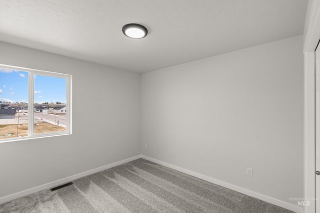 7139 E Marble Springs Dr, Nampa, ID 83687