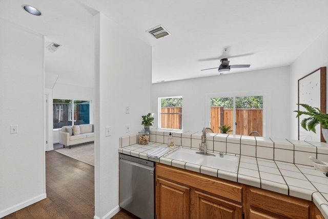 203 Bean Creek Road K, Scotts Valley, CA 95066