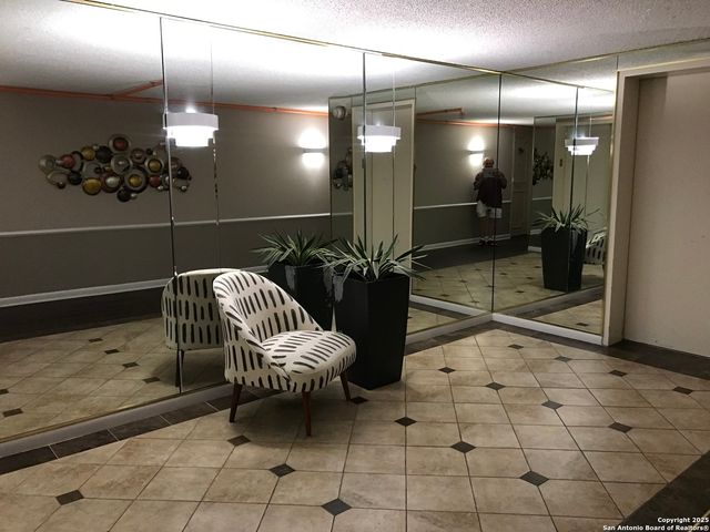 7039 San Pedro Ave Apt 810, San Antonio, TX 78216