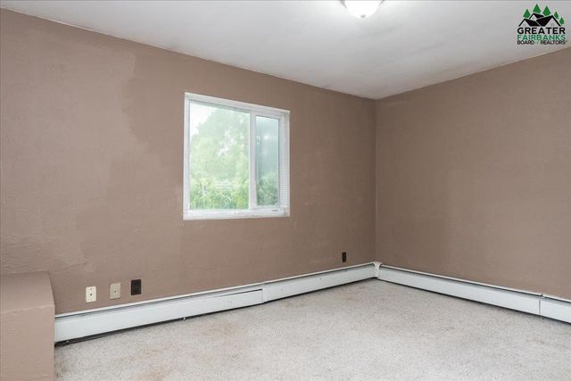 895 LAKLOEY DRIVE, North Pole, AK 99705