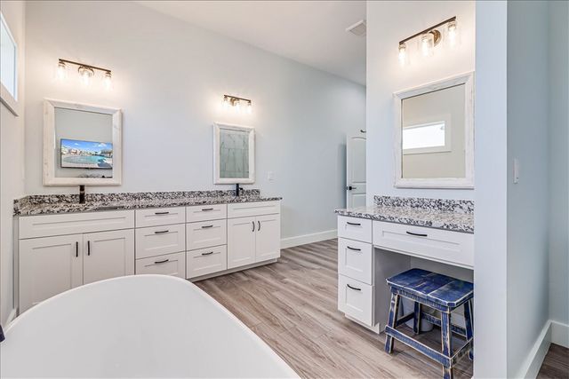 151 Seven Palms Dr, Fulton, TX 78358