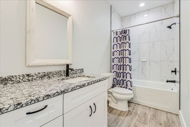 151 Seven Palms Dr, Fulton, TX 78358