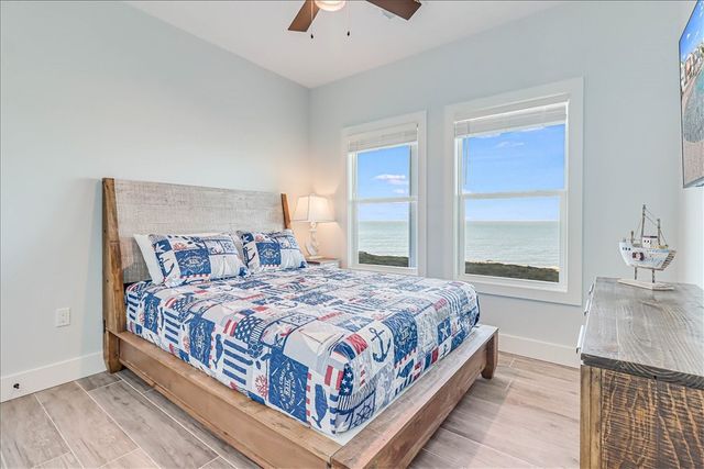 151 Seven Palms Dr, Fulton, TX 78358