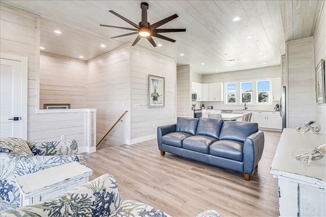 151 Seven Palms Dr, Fulton, TX 78358