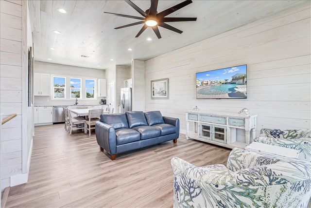 151 Seven Palms Dr, Fulton, TX 78358