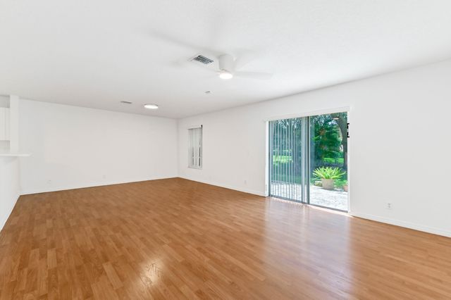 4268 Pine Hollow Circle, Greenacres, FL 33463