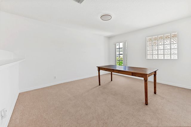 4268 Pine Hollow Circle, Greenacres, FL 33463