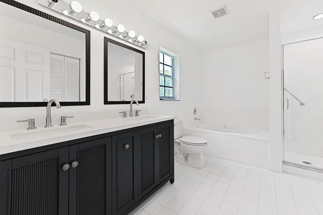 4268 Pine Hollow Circle, Greenacres, FL 33463