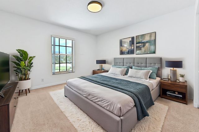 4268 Pine Hollow Circle, Greenacres, FL 33463