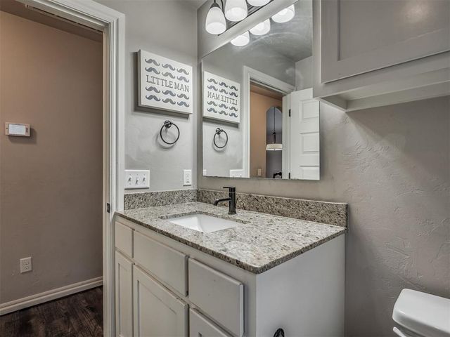 2817 Kathleens Crossing, Yukon, OK 73099