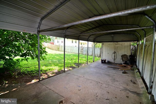 7405 GRAYRIDGE, Hyattsville, MD 20785